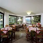 Lido La Perla Nera Szálloda 3*
