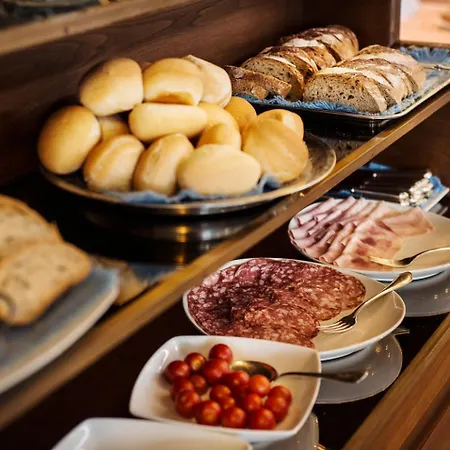 Ξενοδοχείο Lido La Perla Nera Στρέσα