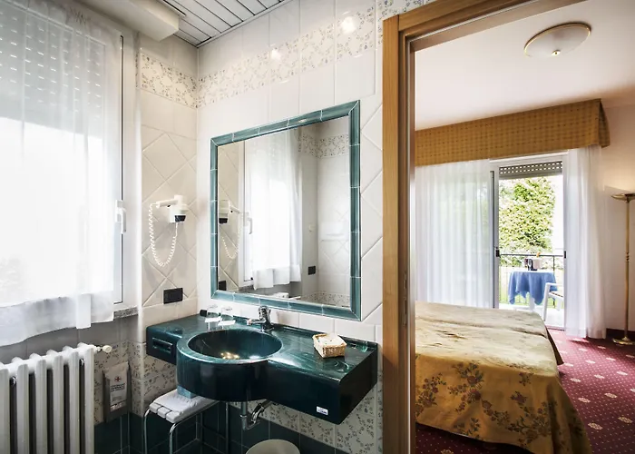 Lido La Perla Nera Hotel