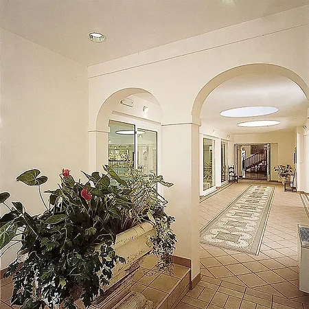 Готель Lido La Perla Nera 3*