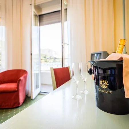 Lido La Perla Nera Стреза